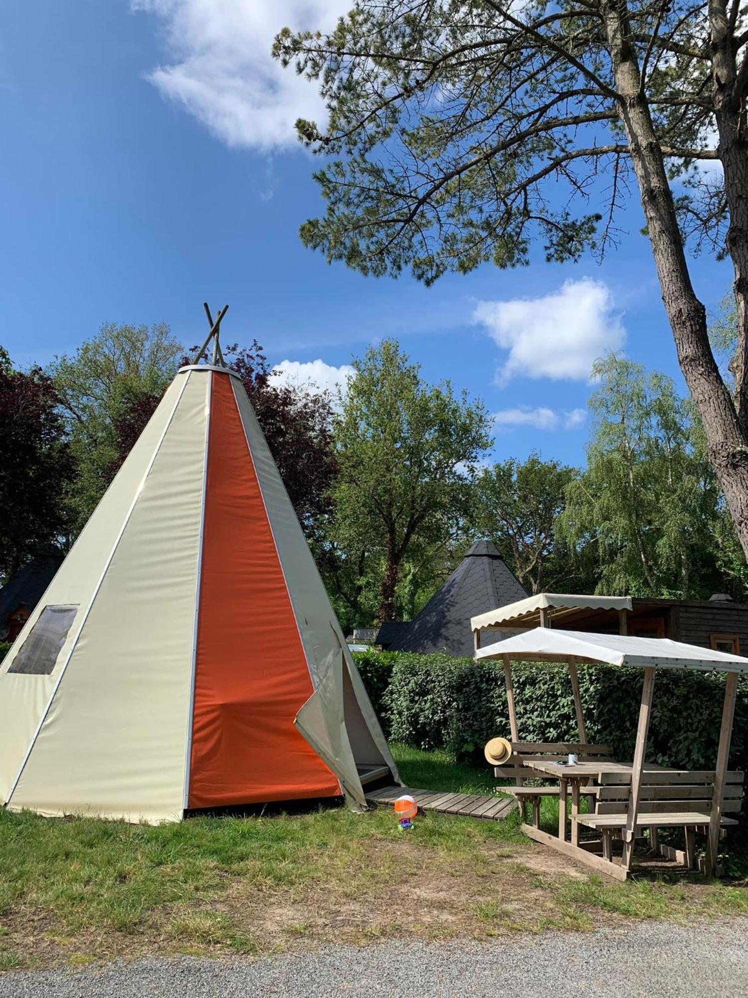 Camping De L'Etang Du Pays Blanc Guérande Kültér fotó